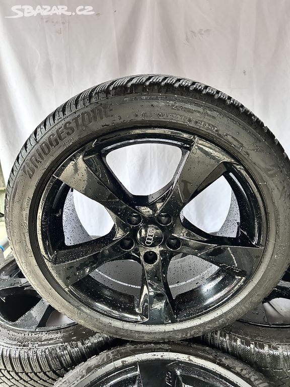 Alu kola Audi 5x112 r18 + zánovní pneu 235/45/18