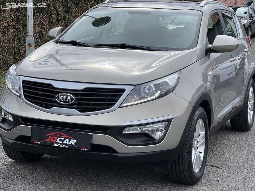 Kia Sportage 2.0i 16v PANORAMA KAMERA manuální