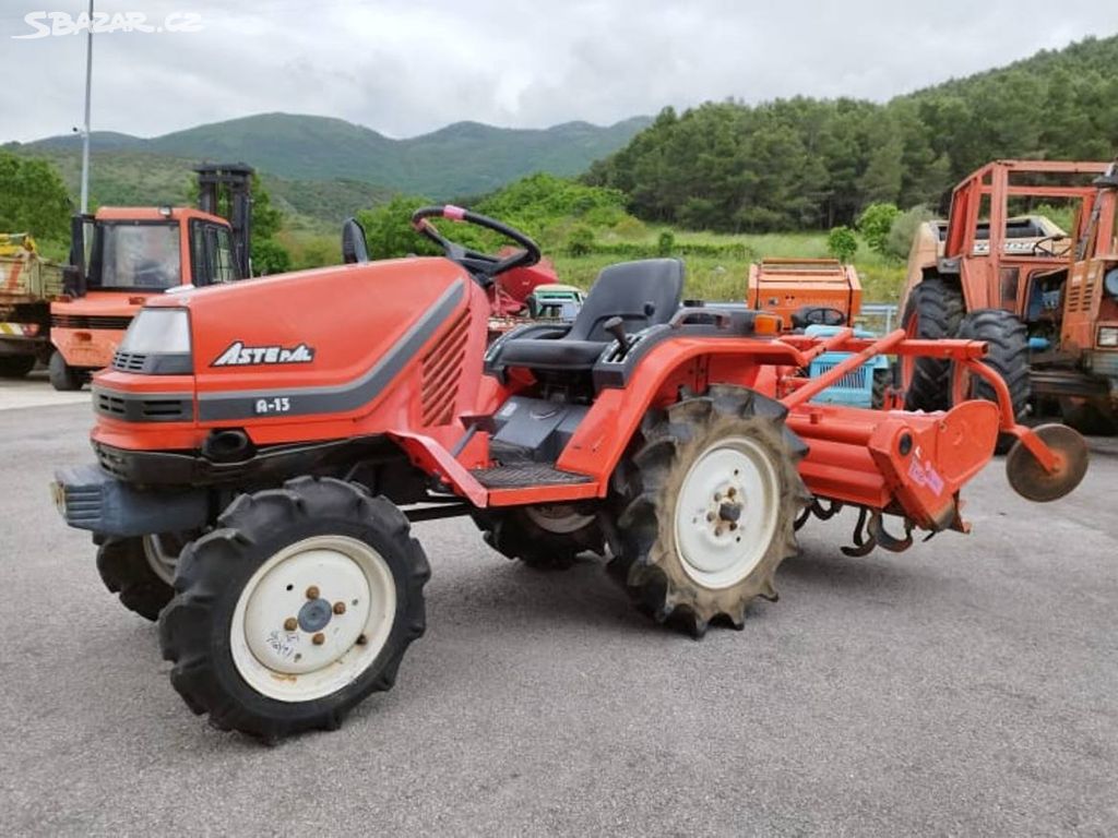 Traktor KUBOTA ASTEPAL A13