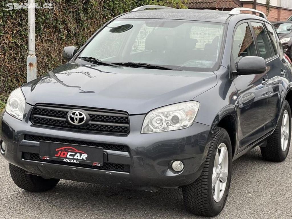 Toyota Rav4 2.0VVTi 4x4 KLIMATIZACE ALU manuální