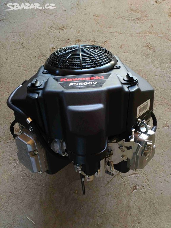 Dvouválcový motor Kawasaki FS600V 17 HP