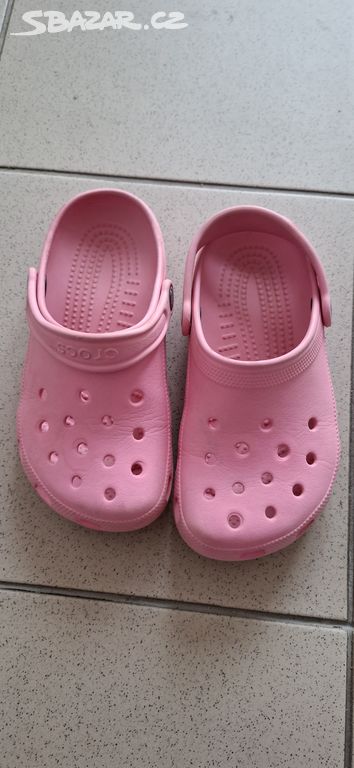 Crocs růžové velikost 32-33