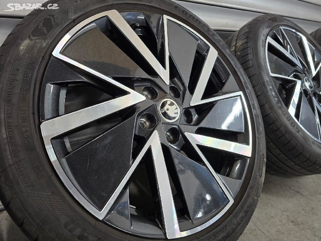 Letni Alu kola Škoda Octavia 4 Vega Aero 18 5x112