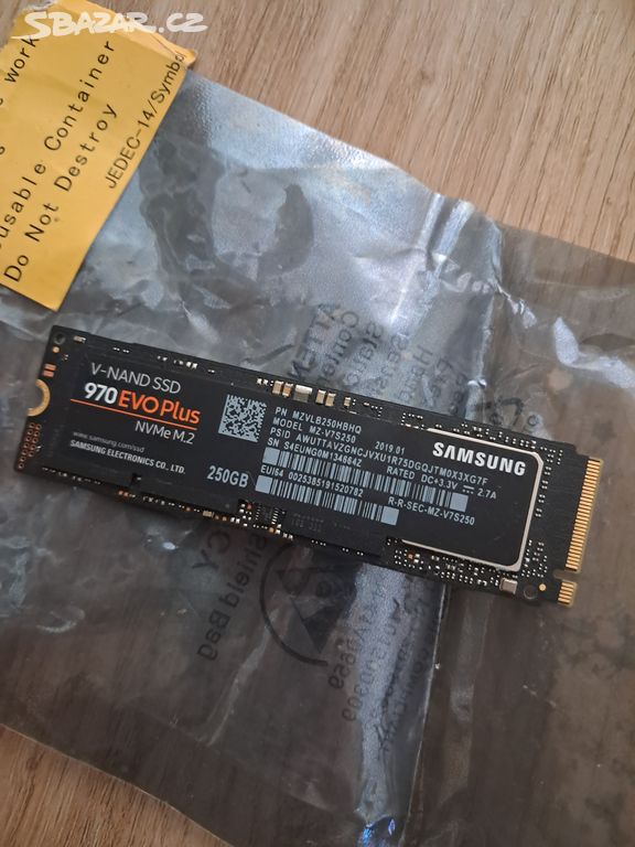 Samsung 970 EVO PLUS SSD M.2 NVMe 250GB