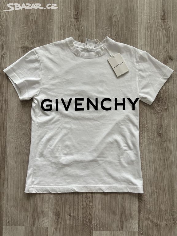 Givenchy triko vel. s