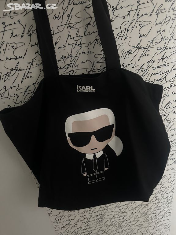 Karl Lagerfeld kabela velká