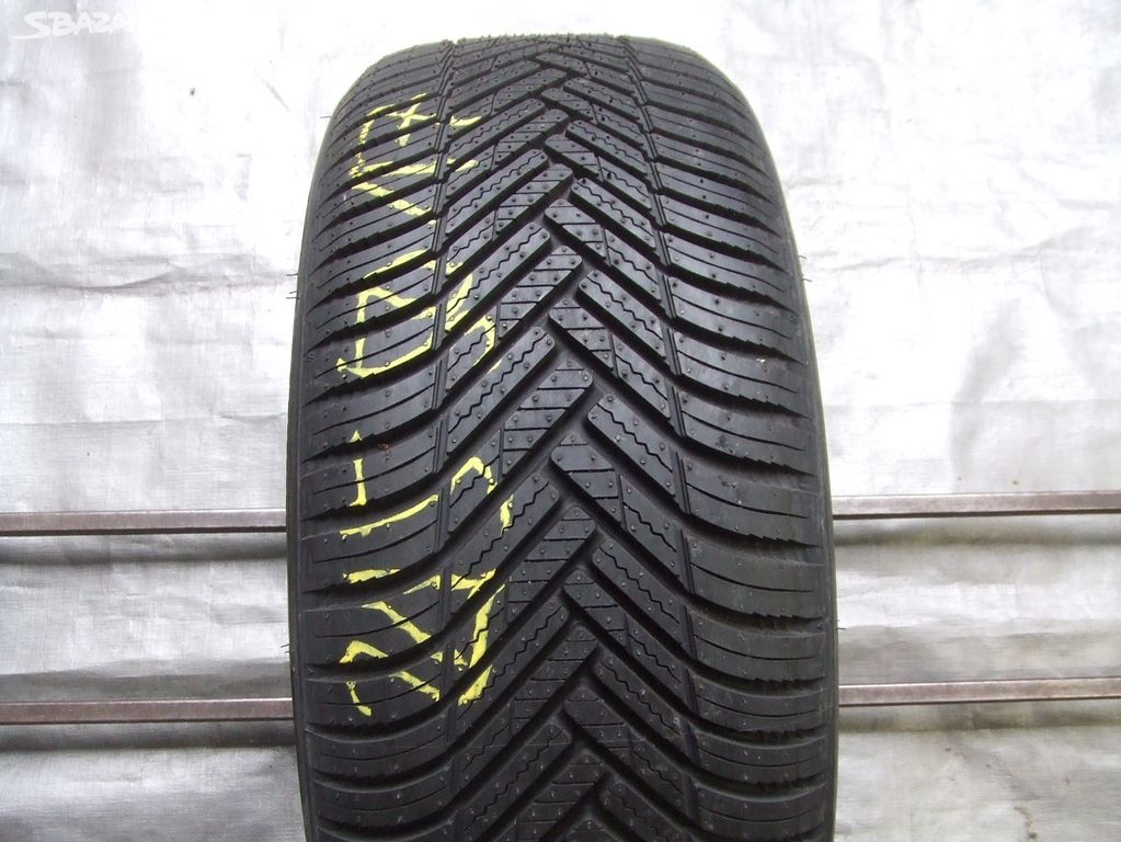 215 50 17 Hankook, pneu zimní, nová, 1ks