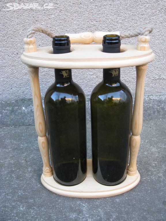 Stojánek na dvě lahve vína - dřevěný s úchytem