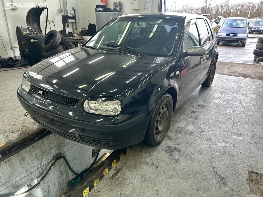 VW Golf IV 1.6 16V r.v. 2002 AZD 77kw (2929)