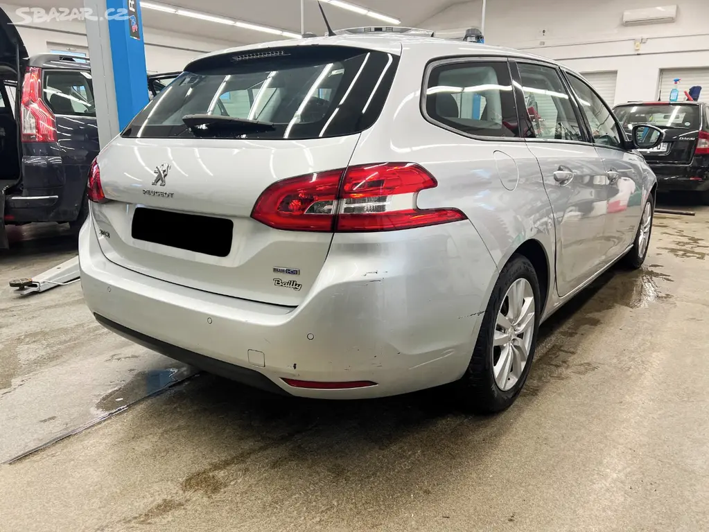 Peugeot 308 SW 1.6 BLUE HDI 88kW - fotka 6