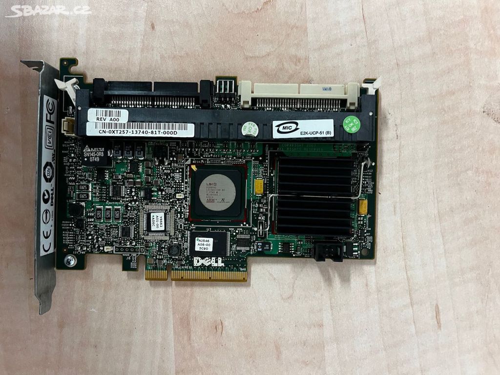 Dell HG129 PERC 5i 5/I SAS / Serial Attached SCSI