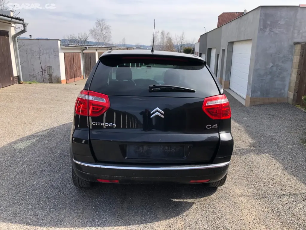 Citroën C4 Picasso, 1.6HDI 80KW TOP STAV - fotka 6