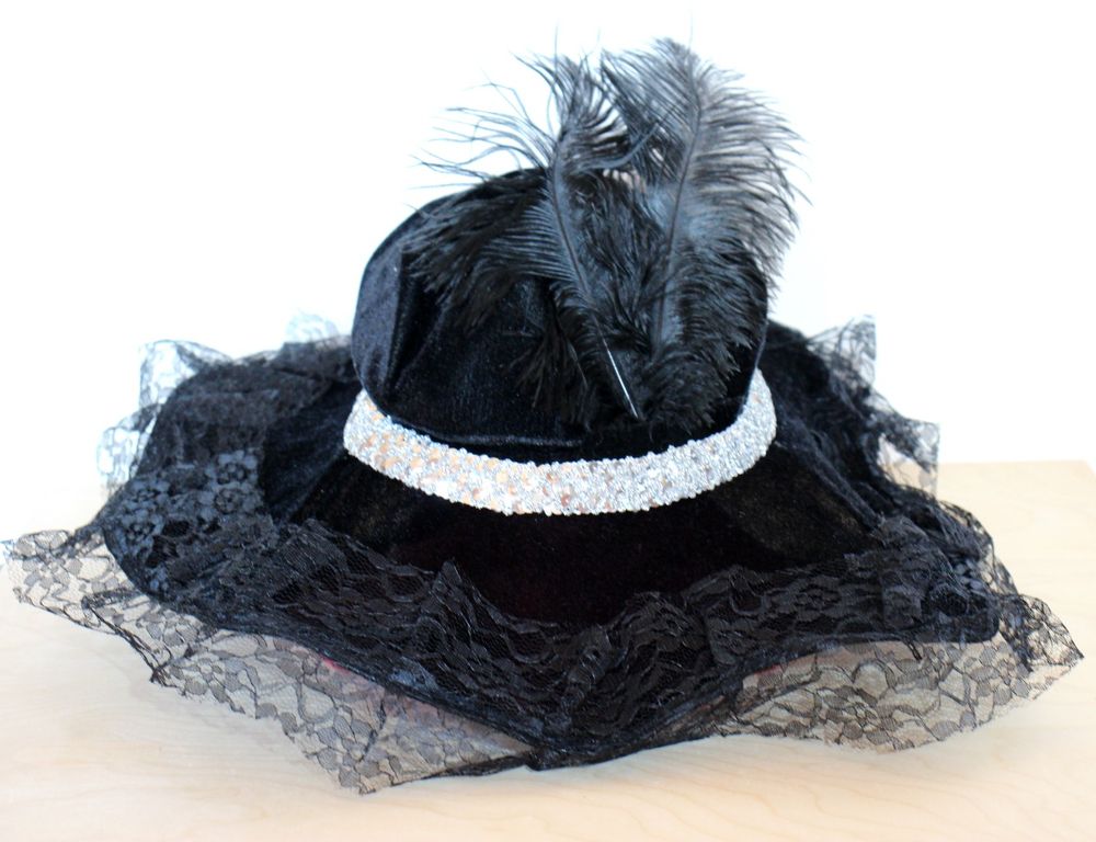 Čarodějnice klobouk černý s krajkou Drakula kostým