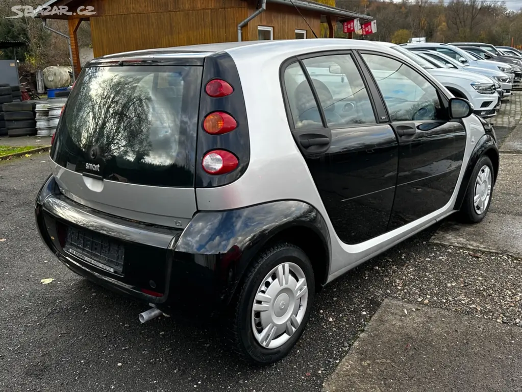 Smart forfour 1.3i, r.2004, stk, klima - fotka 4