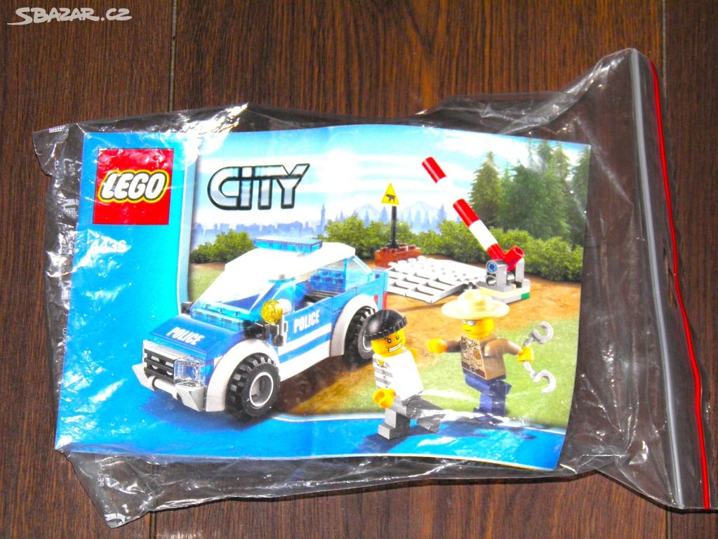 REZERVACE - Lego City 4436 Policejní patrola