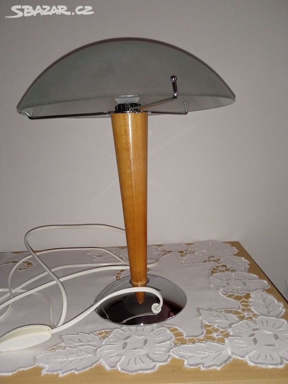Retro stolní lampa -hříbek