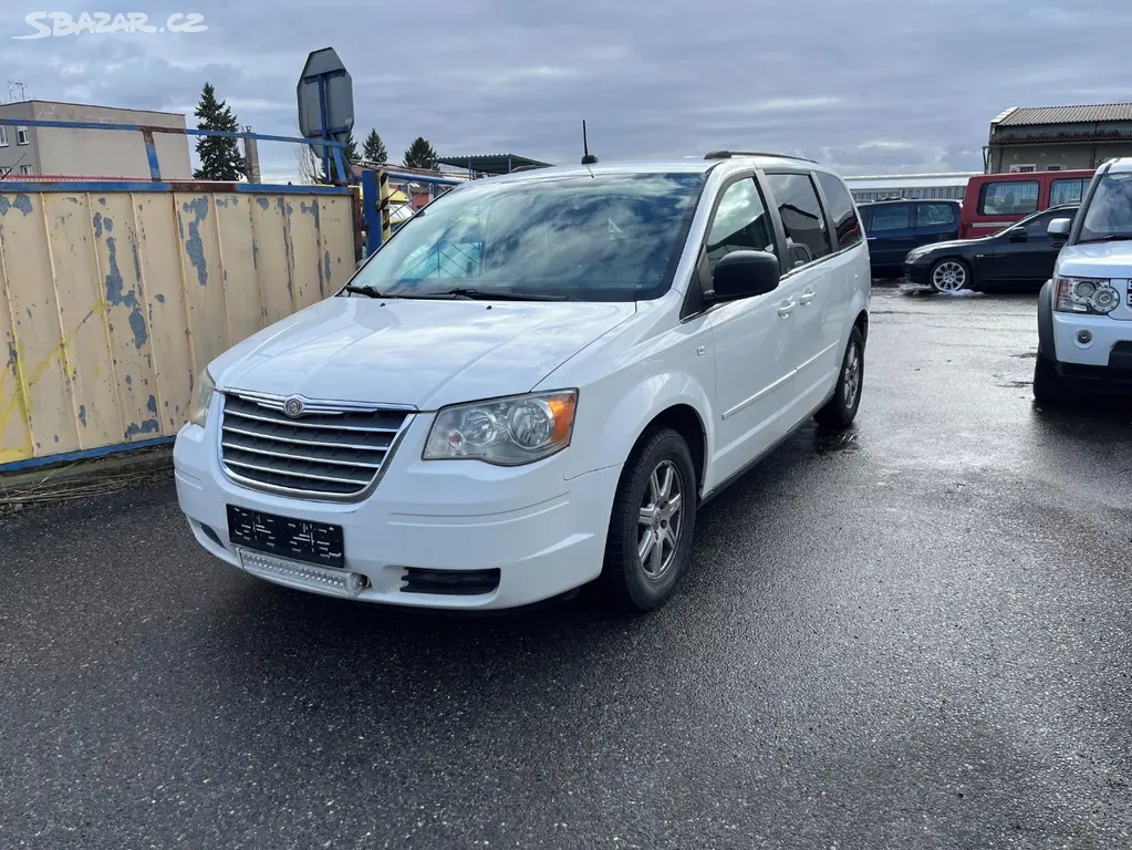 Chrysler Grand Voyager 2.8 CRDI, 7 sedaček automat