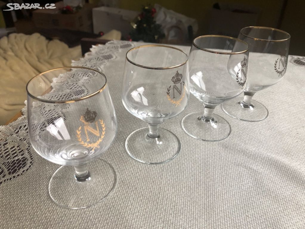 Set skleniček - výška 10 cm