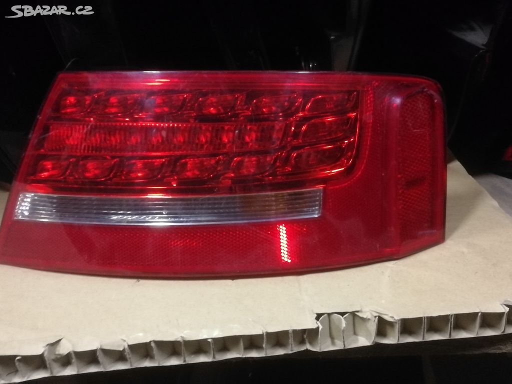 AUDI A5 8T , COUPE , PZ LAMPA LED , 8T0945096D