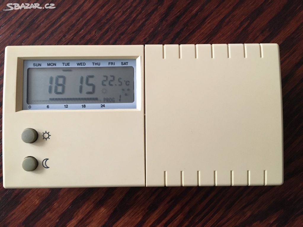 Pokojový termostat, programovatelný na 7 dnů