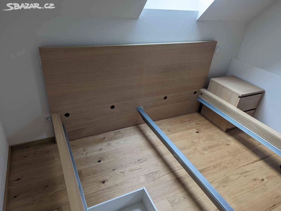 Ikea postel Malm 180 x 200cm s rošty a šuplíky