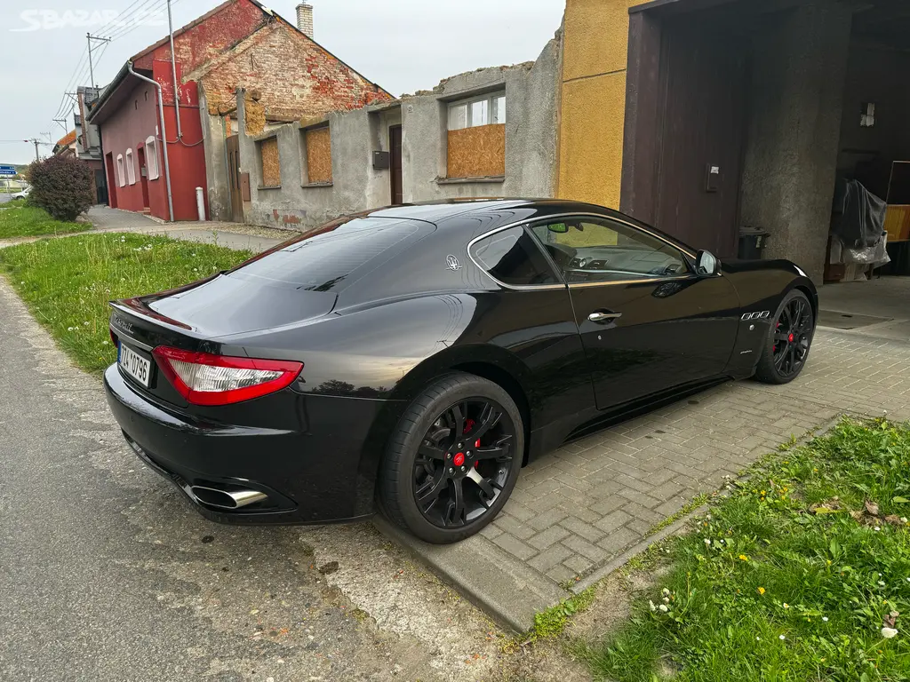 Maserati GranTurismo S [telefon skryt]km najezd. - fotka 5