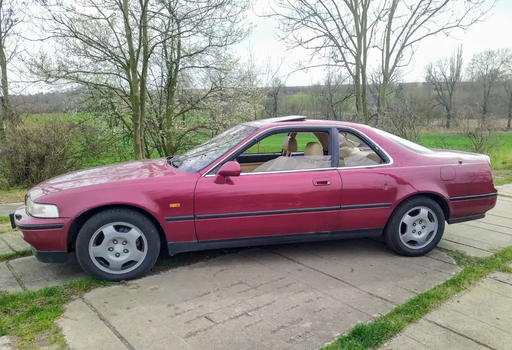 Honda Legend coupe KA8 3.2 V6 automat - OLDTIMER - fotka 5