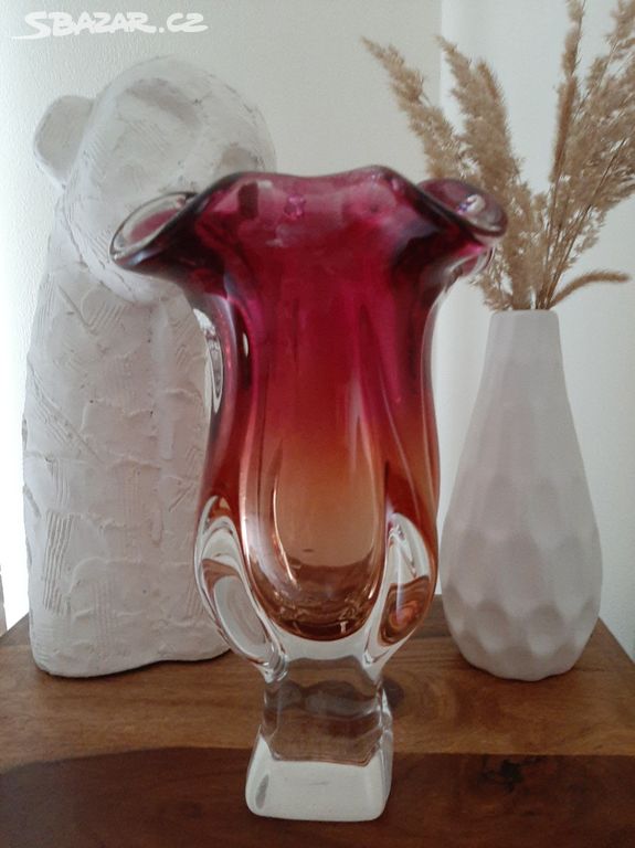 Luxusní dvoubarevná váza z hutního skla - Egermann
