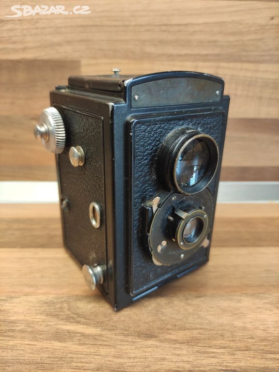 Starožitný fotoaparát Voigtländer Brillant