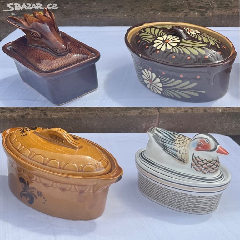 Různé formy na paštiku, hliněné, keramické