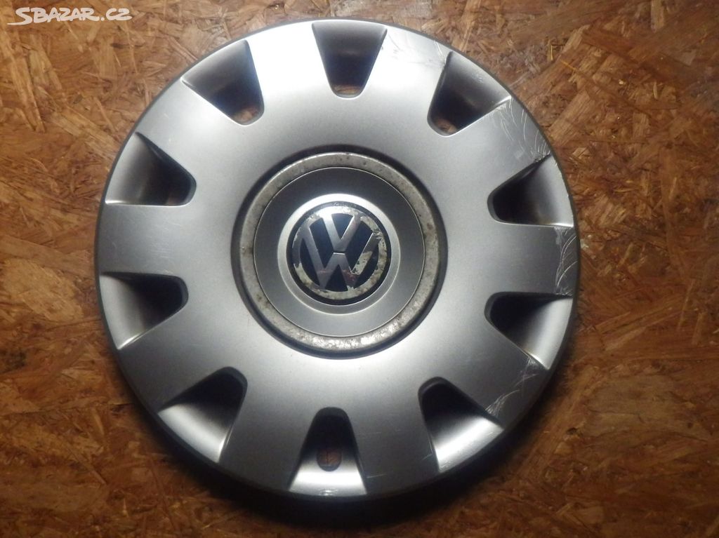 1ks originál poklice VW 15" Volkswagen Golf Polo