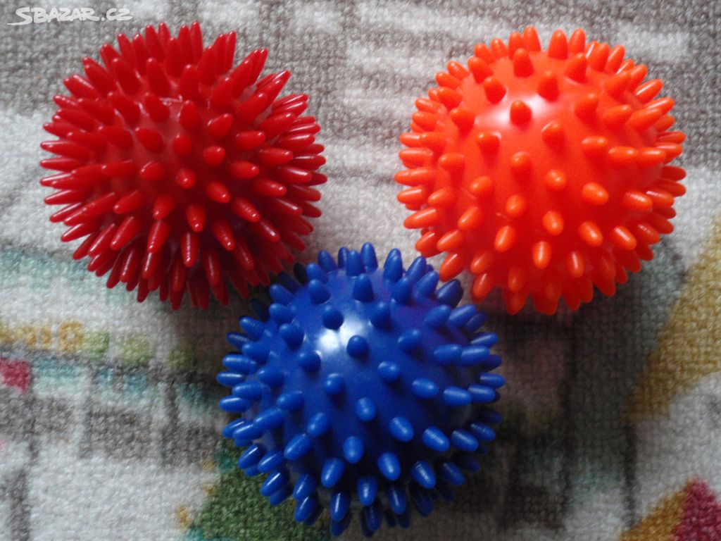 Masážní - Akupresurní míček/ježek s trny.