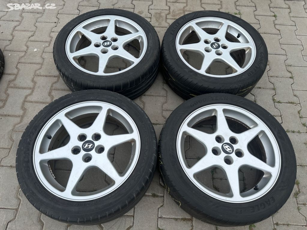 Hyundai i30, ix20 Kia Letní sada 225/45 R17