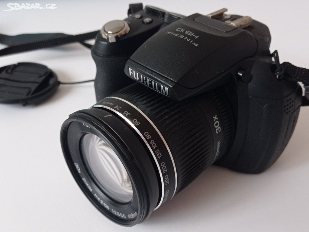 FUJIFILM Finepix HS 10