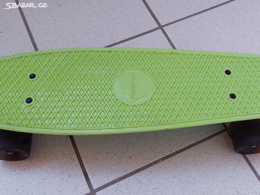 Skateboard - pennyboard zelený