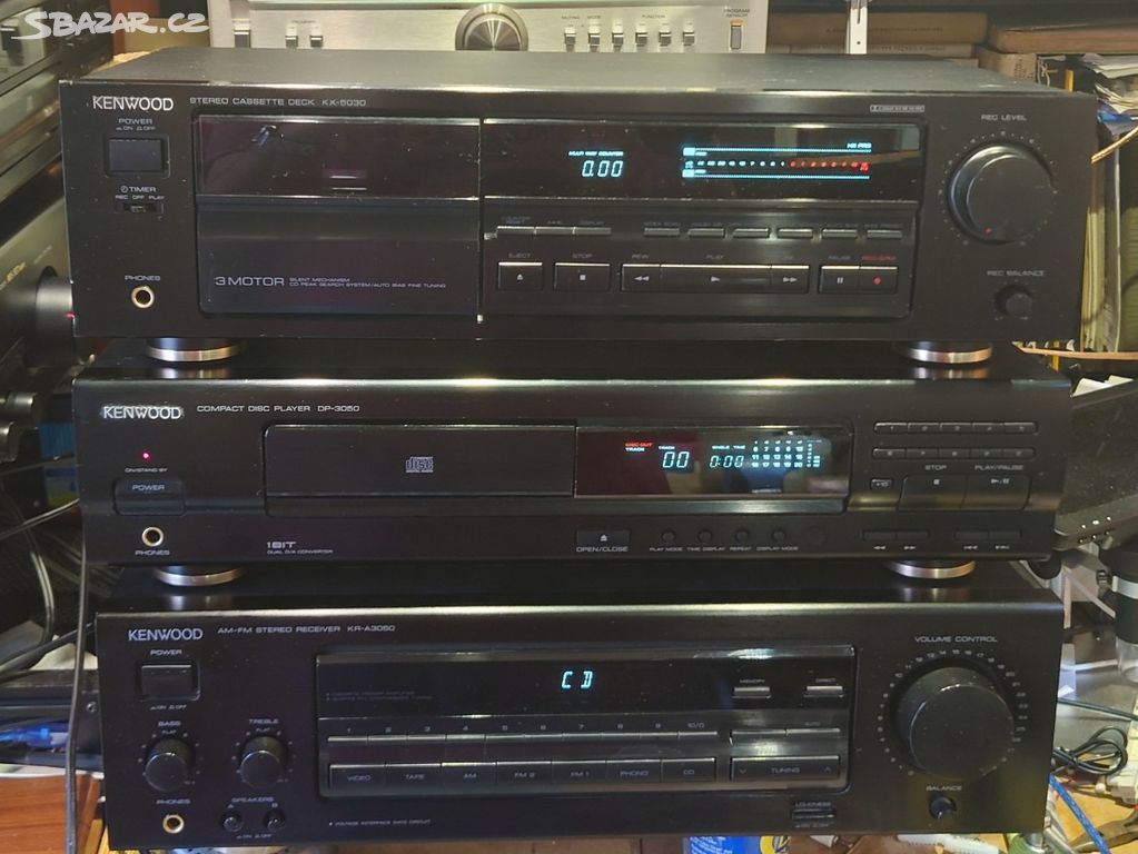 Kenwood sestava (receiver, CD, tapedeck)