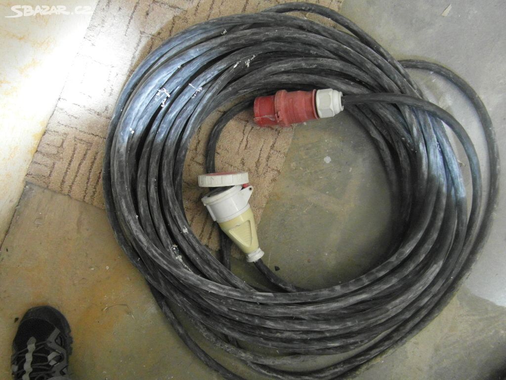 stavební kabel