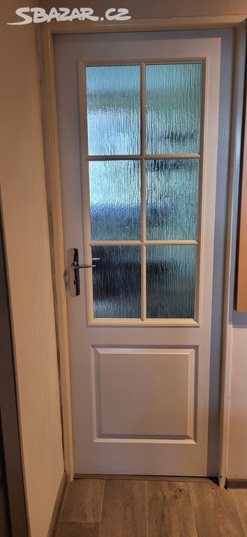Pokojové dveře 70cm levé a pravé bílé prosklené