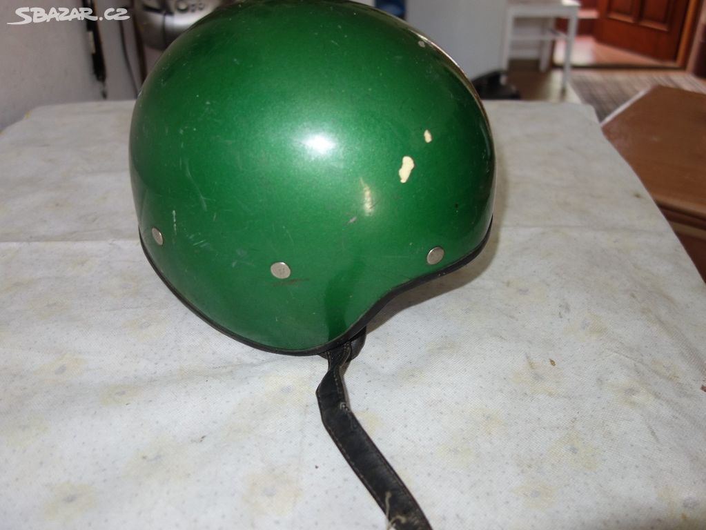 Stará helma na motocykl, Kovona Karviná, veteráni