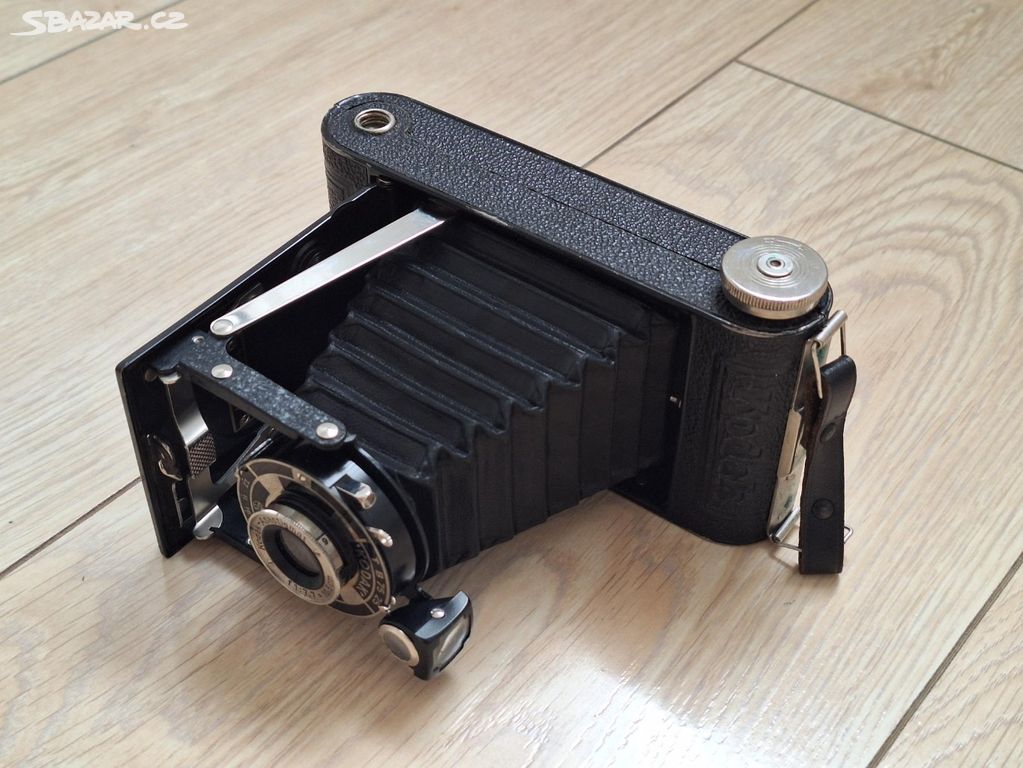 Kodak Junior 620, retro fotoaparát jako dekorace