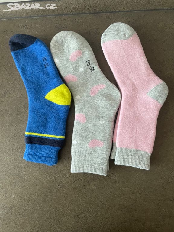 Nové teplé dívčí ponožky vel. 35-38