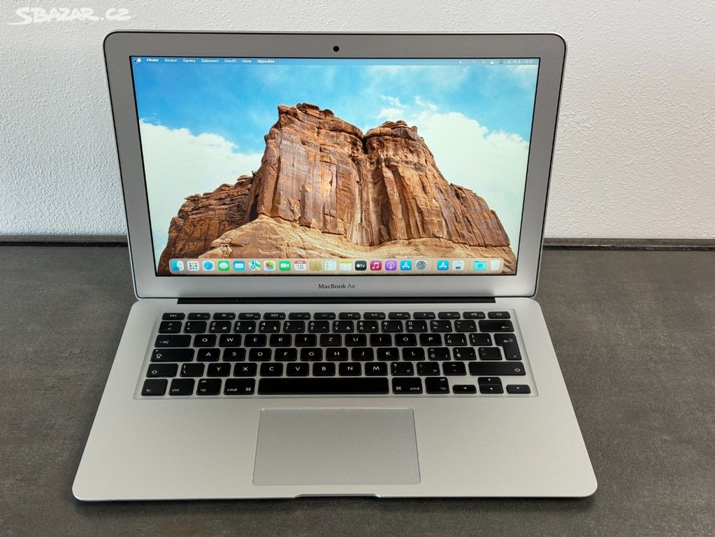 MacBook Air 13" 2015 i5 / 4GB / 256GB SSD - DPH