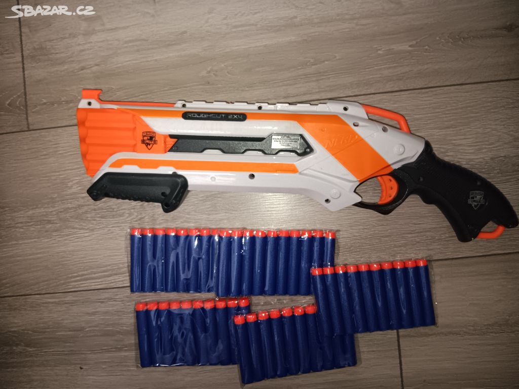 Nerf roughtcut 2x4 + 50 nábojů zdarma