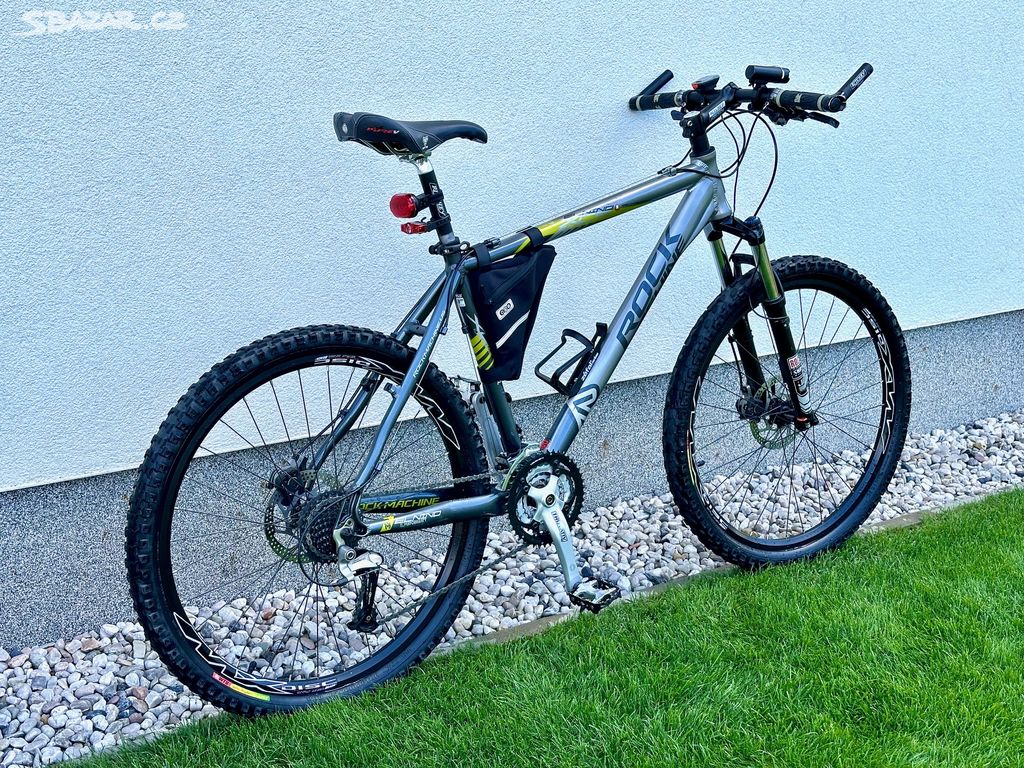 MTB Rock Machine (rám 19,5") s příslušenstvím