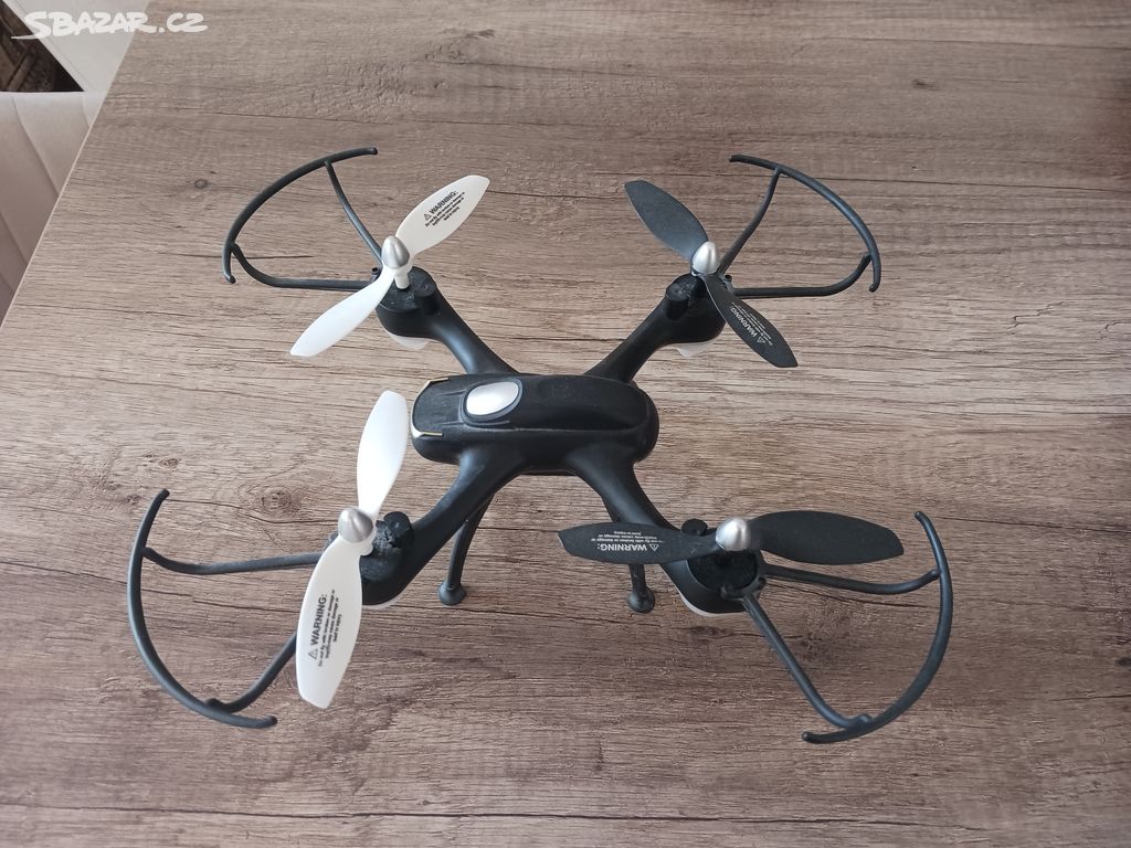 Dron QST 2805