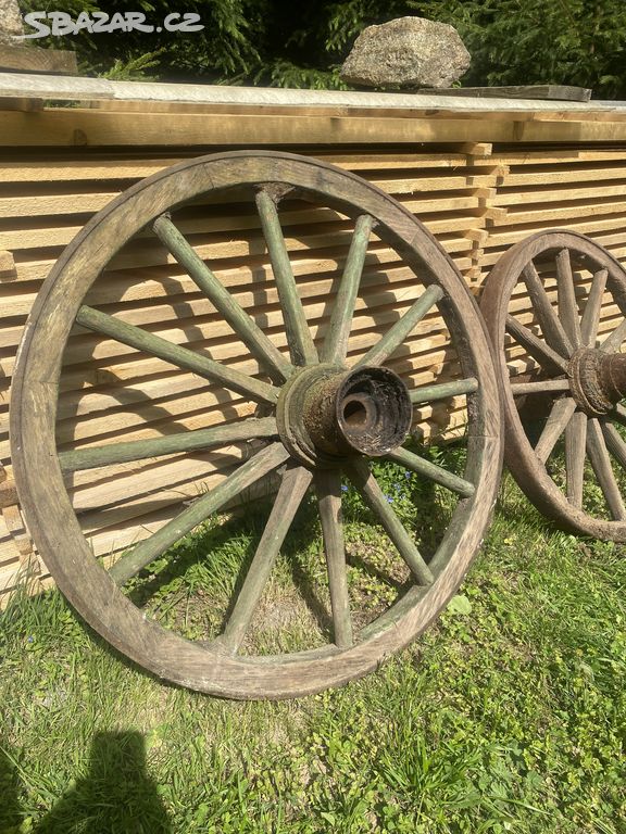 loukoťová kola, až 100 let stará