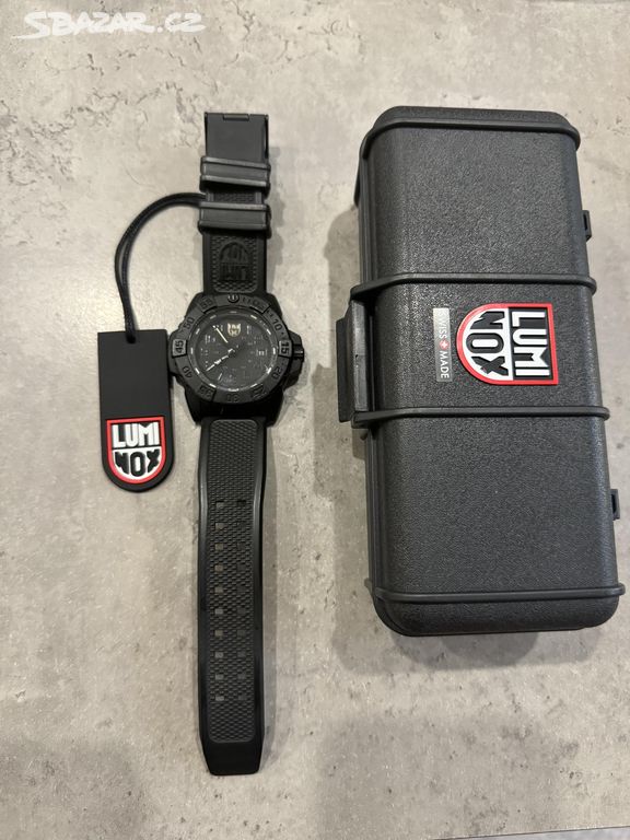 Panské hodinky luminox Navy seal