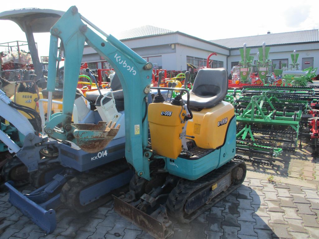 Minibagr Kubota U-008 800kg