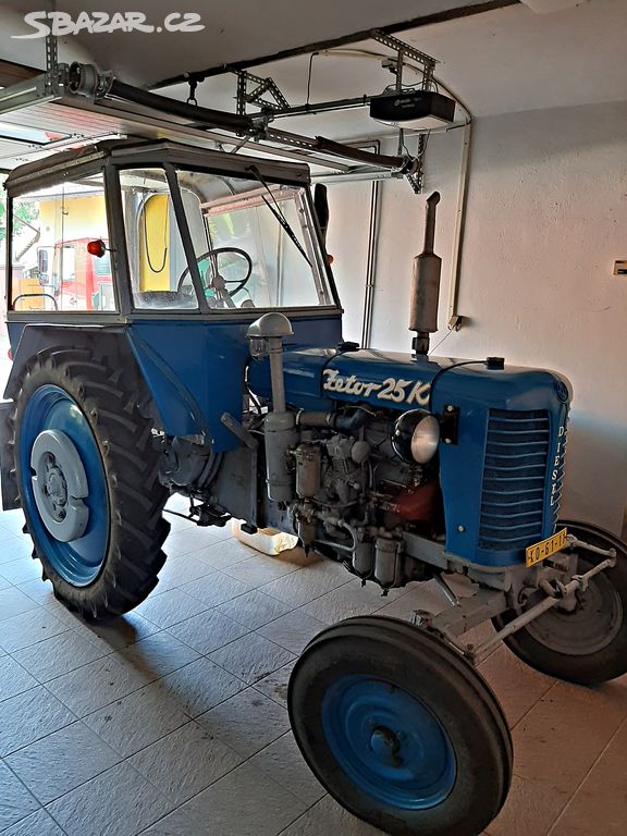 Traktor Zetor 25K