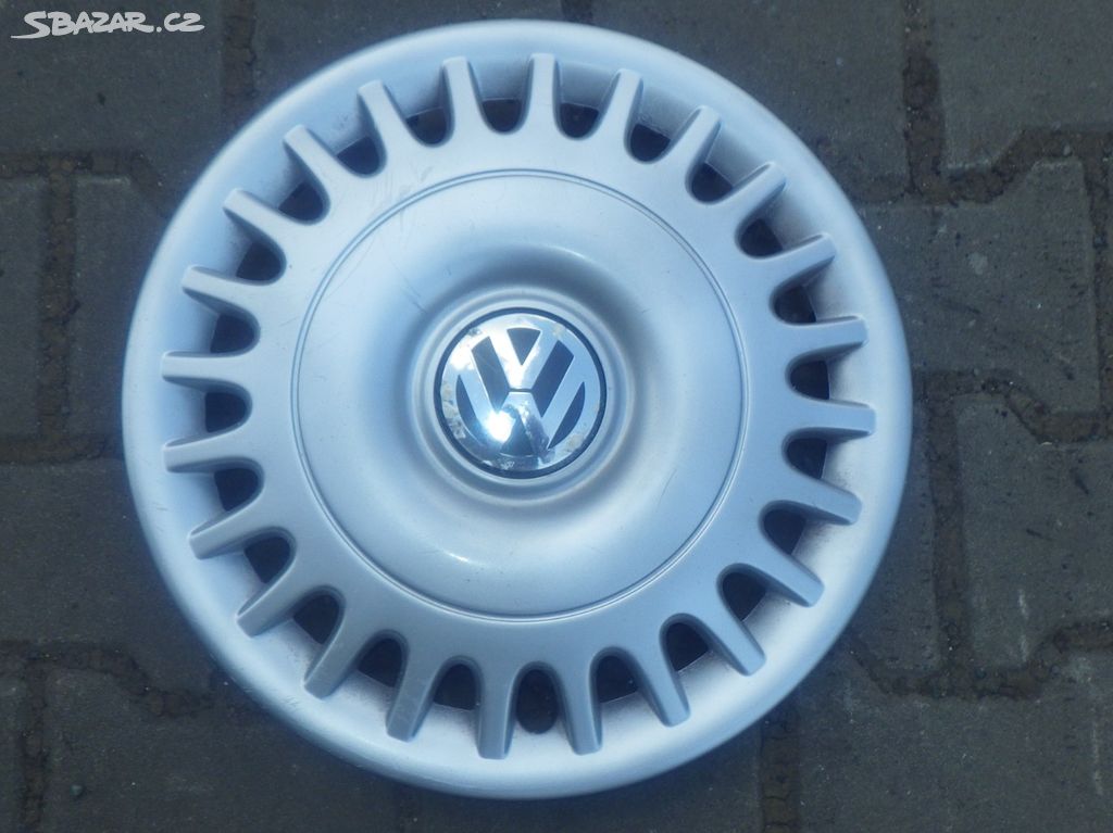 1ks originál poklice VW 15"